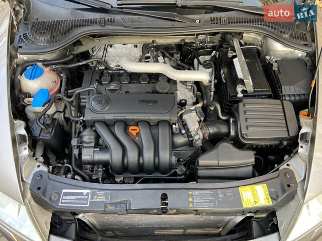 Бежевый Шкода Октавия, объемом двигателя 1.98 л и пробегом 250 тыс. км за 5850 $, фото 14 на Automoto.ua