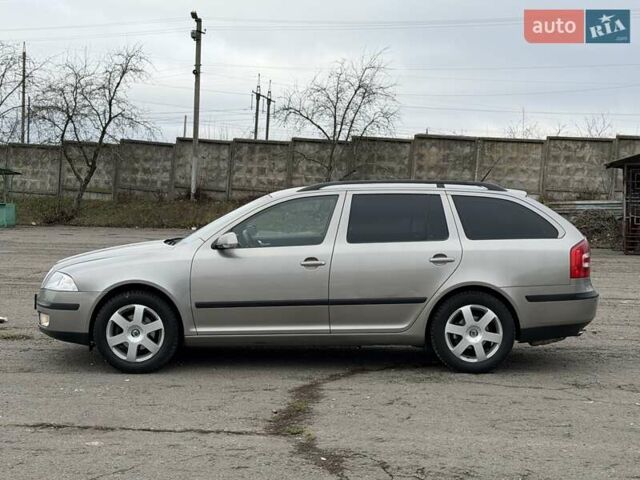 Бежевий Шкода Октавія, об'ємом двигуна 1.6 л та пробігом 217 тис. км за 6100 $, фото 3 на Automoto.ua