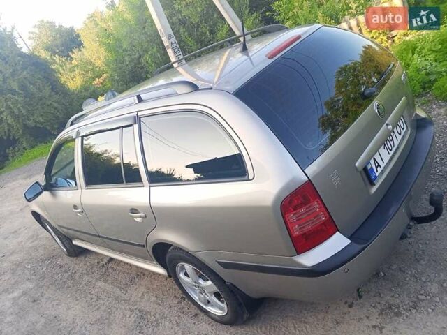 Бежевий Шкода Октавія, об'ємом двигуна 1.6 л та пробігом 239 тис. км за 6000 $, фото 11 на Automoto.ua
