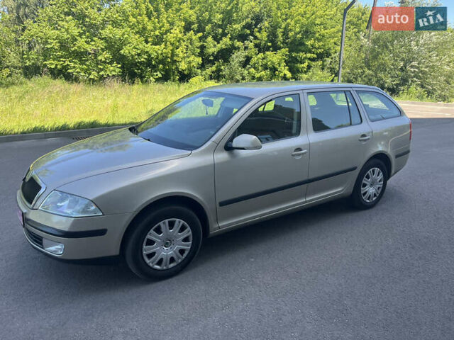 Бежевий Шкода Октавія, об'ємом двигуна 1.6 л та пробігом 145 тис. км за 5500 $, фото 3 на Automoto.ua