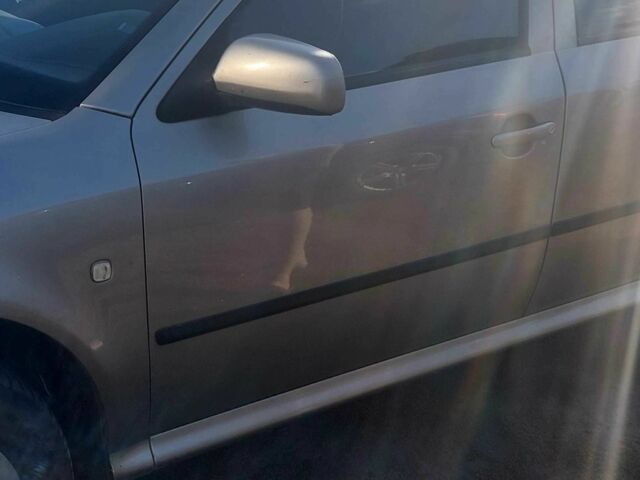 Шкода Октавия 2006 в Полтаве на Automoto.ua Бежевый Шкода Октавия, объемом двигателя 1.6 л и пробегом 209 тыс. км за 5200 $, фото 4 на Automoto.ua