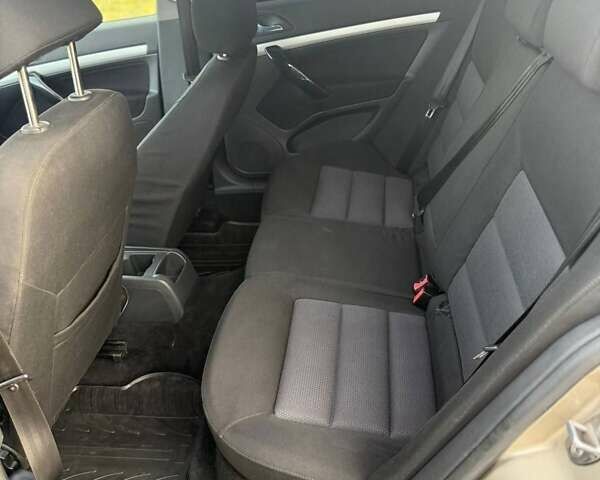 Бежевый Шкода Октавия, объемом двигателя 1.6 л и пробегом 194 тыс. км за 6350 $, фото 25 на Automoto.ua