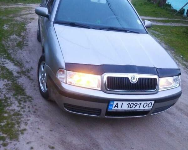 Бежевий Шкода Октавія, об'ємом двигуна 1.6 л та пробігом 239 тис. км за 6000 $, фото 5 на Automoto.ua