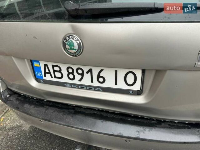 Бежевый Шкода Октавия, объемом двигателя 1.97 л и пробегом 275 тыс. км за 5200 $, фото 1 на Automoto.ua