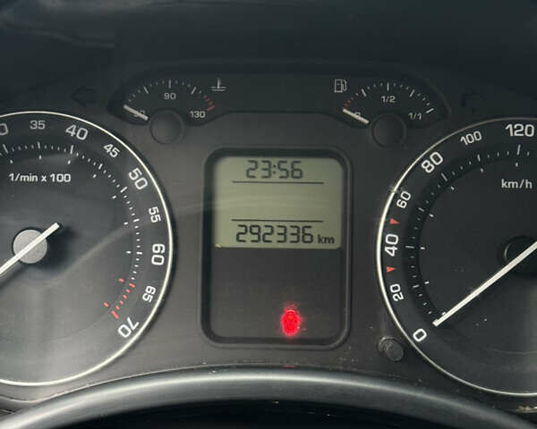 Бежевый Шкода Октавия, объемом двигателя 1.6 л и пробегом 292 тыс. км за 5199 $, фото 21 на Automoto.ua