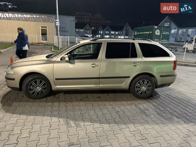 Бежевый Шкода Октавия, объемом двигателя 1.9 л и пробегом 300 тыс. км за 2850 $, фото 6 на Automoto.ua