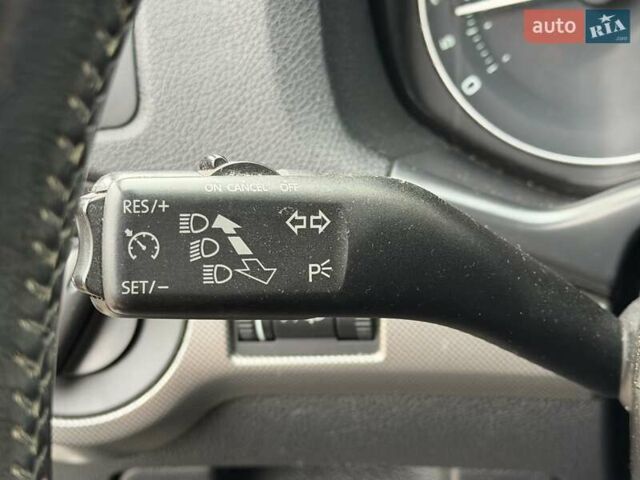 Бежевий Шкода Октавія, об'ємом двигуна 1.6 л та пробігом 217 тис. км за 6100 $, фото 14 на Automoto.ua