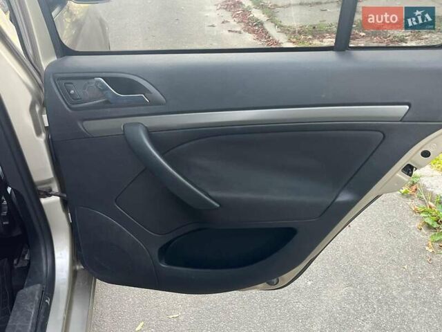 Бежевий Шкода Октавія, об'ємом двигуна 2 л та пробігом 310 тис. км за 5490 $, фото 31 на Automoto.ua