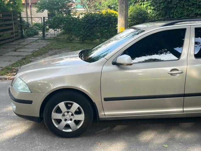 Бежевий Шкода Октавія, об'ємом двигуна 2 л та пробігом 310 тис. км за 5290 $, фото 10 на Automoto.ua