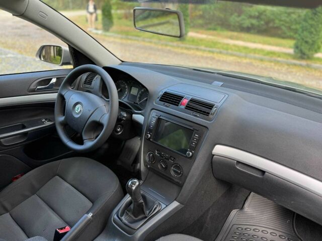 Шкода Октавия 2006 в Киеве на Automoto.ua Бежевый Шкода Октавия, объемом двигателя 1.6 л и пробегом 165 тыс. км за 6299 $, фото 19 на Automoto.ua