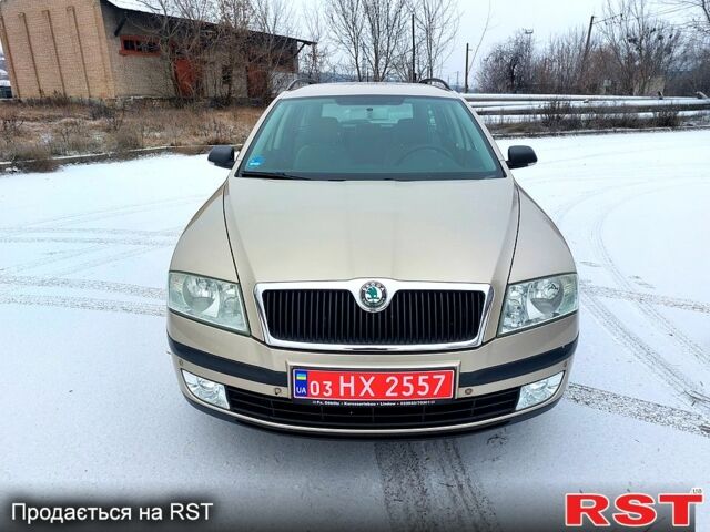 Бежевый Шкода Октавия, объемом двигателя 1.6 л и пробегом 200 тыс. км за 6300 $, фото 1 на Automoto.ua