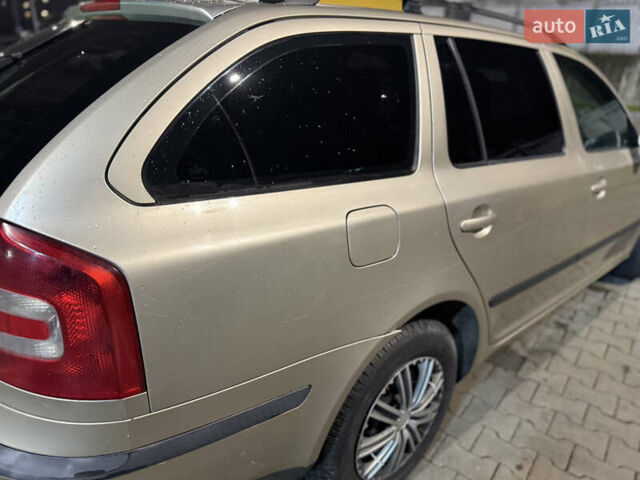 Бежевый Шкода Октавия, объемом двигателя 1.9 л и пробегом 300 тыс. км за 2850 $, фото 14 на Automoto.ua