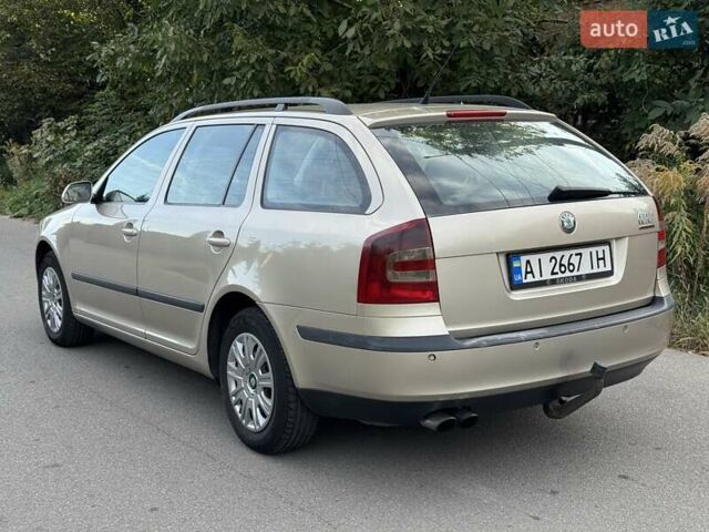 Бежевый Шкода Октавия, объемом двигателя 2 л и пробегом 218 тыс. км за 6800 $, фото 7 на Automoto.ua