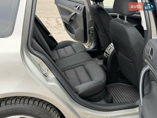 Бежевий Шкода Октавія, об'ємом двигуна 1.6 л та пробігом 217 тис. км за 6100 $, фото 27 на Automoto.ua