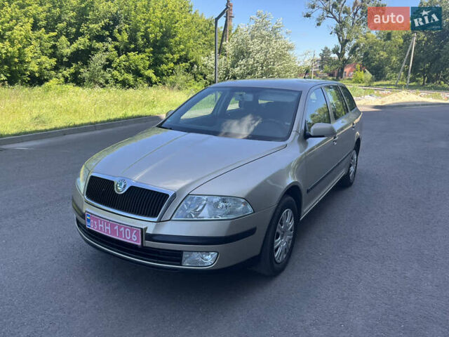 Бежевий Шкода Октавія, об'ємом двигуна 1.6 л та пробігом 145 тис. км за 5500 $, фото 15 на Automoto.ua