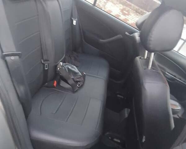 Бежевый Шкода Октавия, объемом двигателя 1.8 л и пробегом 230 тыс. км за 5600 $, фото 14 на Automoto.ua