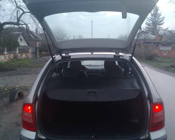 Бежевый Шкода Октавия, объемом двигателя 1.8 л и пробегом 230 тыс. км за 5600 $, фото 11 на Automoto.ua