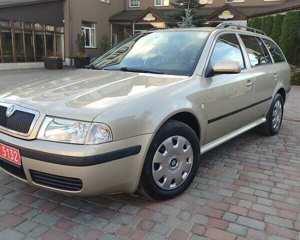 Бежевый Шкода Октавия, объемом двигателя 1.6 л и пробегом 212 тыс. км за 5700 $, фото 14 на Automoto.ua