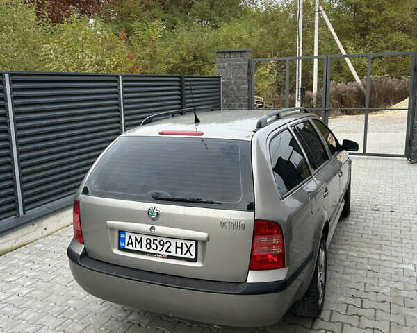 Бежевий Шкода Октавія, об'ємом двигуна 1.9 л та пробігом 325 тис. км за 5200 $, фото 4 на Automoto.ua