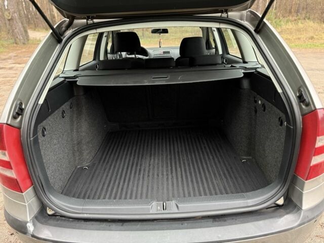 Бежевий Шкода Октавія, об'ємом двигуна 1.9 л та пробігом 360 тис. км за 2700 $, фото 16 на Automoto.ua