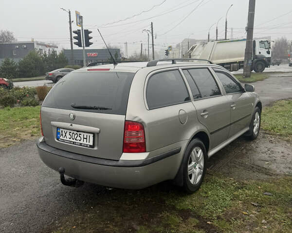 Бежевый Шкода Октавия, объемом двигателя 1.6 л и пробегом 300 тыс. км за 5500 $, фото 22 на Automoto.ua