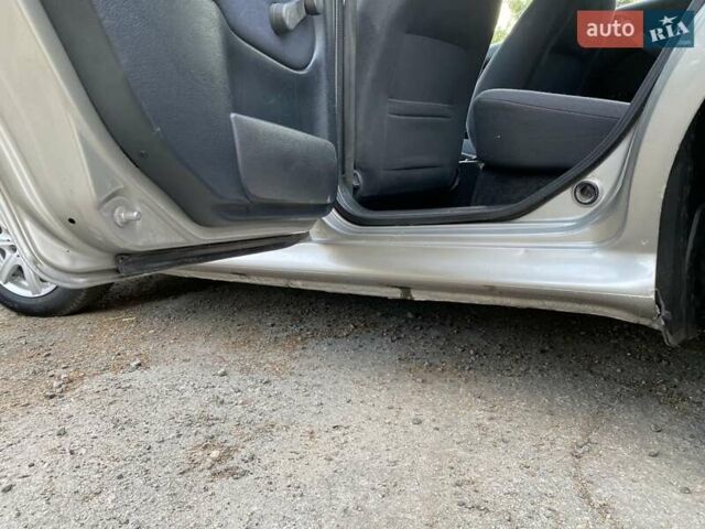 Бежевий Шкода Октавія, об'ємом двигуна 1.6 л та пробігом 170 тис. км за 6000 $, фото 36 на Automoto.ua