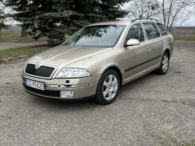 Бежевий Шкода Октавія, об'ємом двигуна 2 л та пробігом 350 тис. км за 2900 $, фото 2 на Automoto.ua