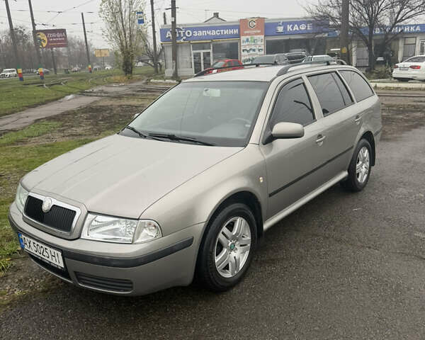 Бежевый Шкода Октавия, объемом двигателя 1.6 л и пробегом 300 тыс. км за 5500 $, фото 14 на Automoto.ua