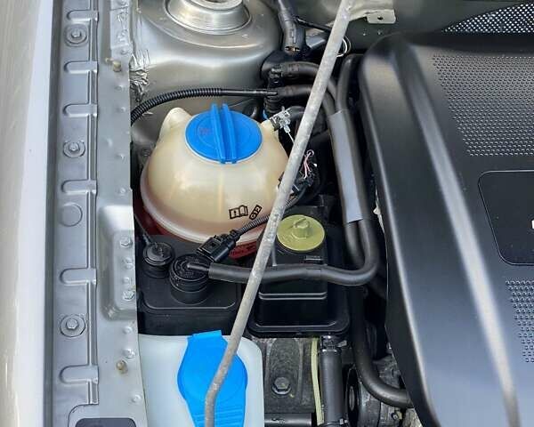 Бежевий Шкода Октавія, об'ємом двигуна 1.6 л та пробігом 170 тис. км за 6000 $, фото 26 на Automoto.ua