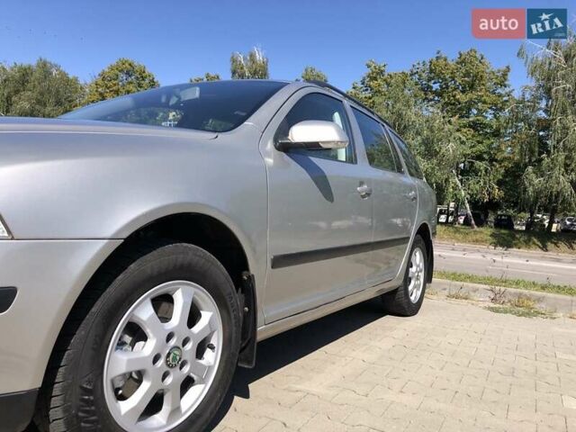 Бежевий Шкода Октавія, об'ємом двигуна 1.6 л та пробігом 331 тис. км за 6500 $, фото 7 на Automoto.ua