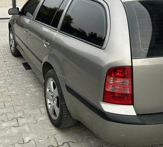 Бежевий Шкода Октавія, об'ємом двигуна 1.9 л та пробігом 325 тис. км за 5200 $, фото 2 на Automoto.ua