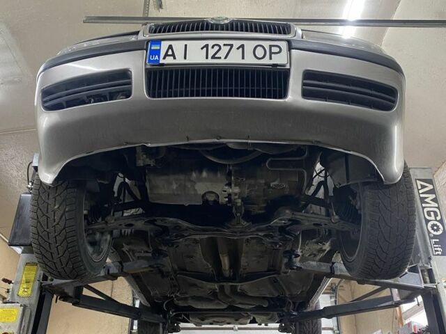 Бежевый Шкода Октавия, объемом двигателя 1.9 л и пробегом 220 тыс. км за 5500 $, фото 2 на Automoto.ua