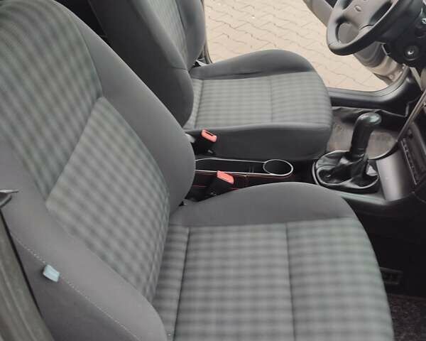 Бежевый Шкода Октавия, объемом двигателя 1.6 л и пробегом 250 тыс. км за 6300 $, фото 37 на Automoto.ua