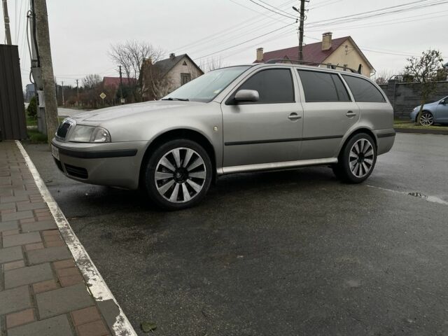 Бежевый Шкода Октавия, объемом двигателя 1.9 л и пробегом 220 тыс. км за 5500 $, фото 13 на Automoto.ua