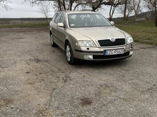 Бежевий Шкода Октавія, об'ємом двигуна 2 л та пробігом 350 тис. км за 2900 $, фото 1 на Automoto.ua