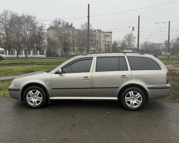 Бежевый Шкода Октавия, объемом двигателя 1.6 л и пробегом 300 тыс. км за 5500 $, фото 17 на Automoto.ua