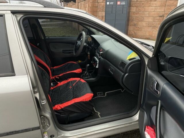 Бежевый Шкода Октавия, объемом двигателя 1.9 л и пробегом 220 тыс. км за 5500 $, фото 21 на Automoto.ua