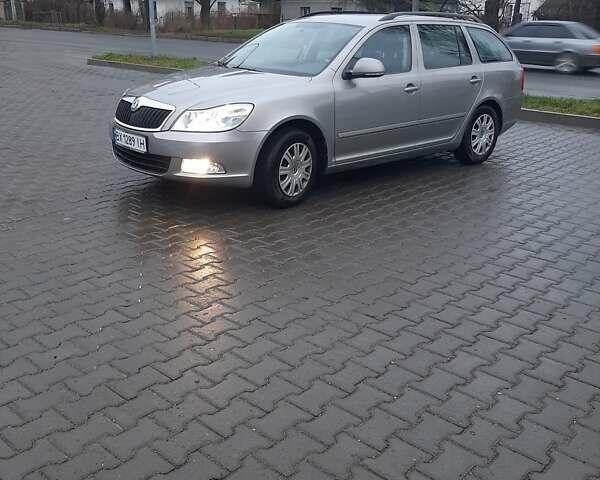 Бежевий Шкода Октавія, об'ємом двигуна 1.6 л та пробігом 163 тис. км за 7450 $, фото 17 на Automoto.ua