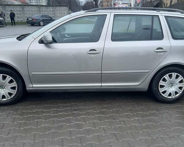 Бежевий Шкода Октавія, об'ємом двигуна 1.6 л та пробігом 163 тис. км за 7450 $, фото 3 на Automoto.ua
