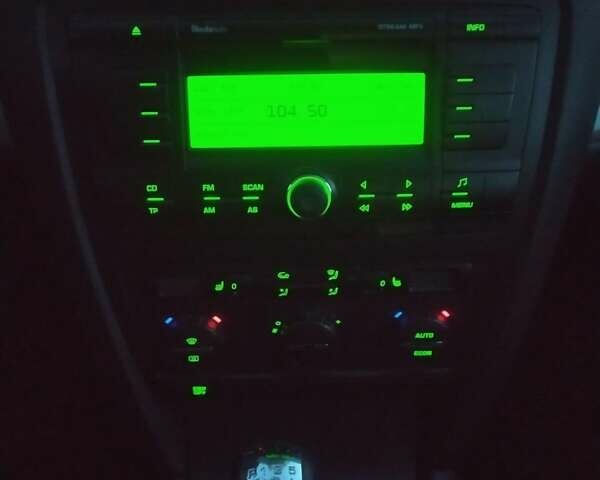 Бежевый Шкода Октавия, объемом двигателя 1.6 л и пробегом 198 тыс. км за 6777 $, фото 23 на Automoto.ua