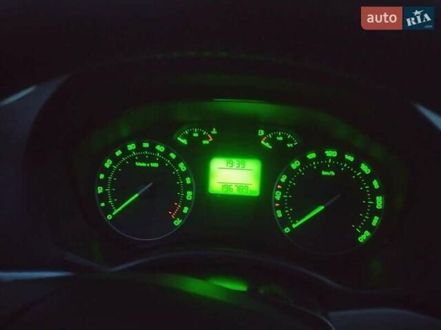 Бежевый Шкода Октавия, объемом двигателя 1.6 л и пробегом 198 тыс. км за 6777 $, фото 24 на Automoto.ua