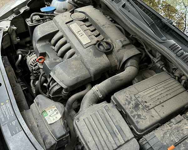 Бежевый Шкода Октавия, объемом двигателя 1.6 л и пробегом 207 тыс. км за 7300 $, фото 20 на Automoto.ua
