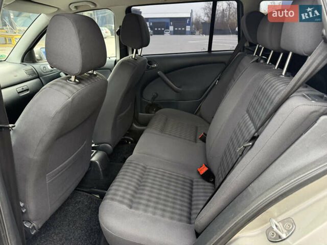 Бежевый Шкода Октавия, объемом двигателя 1.6 л и пробегом 237 тыс. км за 6750 $, фото 26 на Automoto.ua