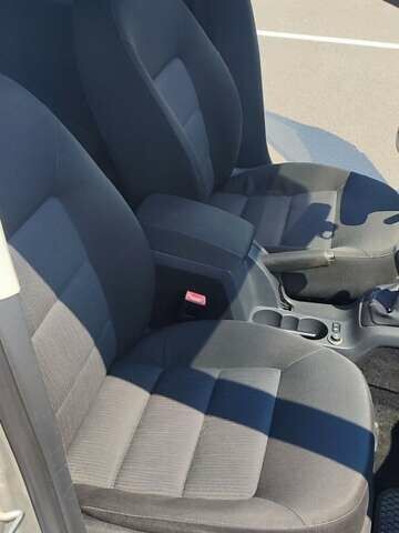 Бежевий Шкода Октавія, об'ємом двигуна 1.98 л та пробігом 326 тис. км за 5996 $, фото 5 на Automoto.ua