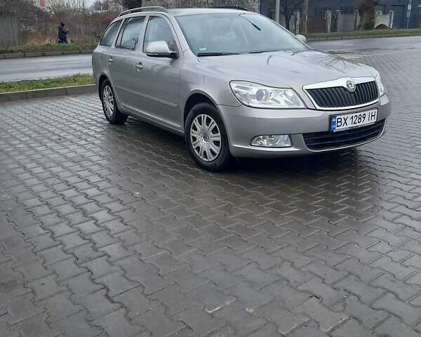 Бежевий Шкода Октавія, об'ємом двигуна 1.6 л та пробігом 163 тис. км за 7450 $, фото 8 на Automoto.ua