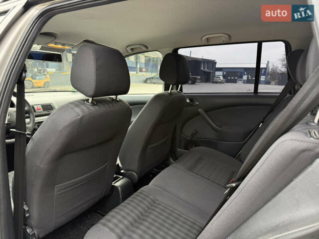 Бежевый Шкода Октавия, объемом двигателя 1.6 л и пробегом 237 тыс. км за 6750 $, фото 25 на Automoto.ua