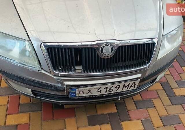 Бежевый Шкода Октавия, объемом двигателя 1.6 л и пробегом 200 тыс. км за 4500 $, фото 6 на Automoto.ua