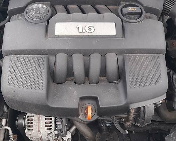 Бежевий Шкода Октавія, об'ємом двигуна 1.6 л та пробігом 163 тис. км за 7450 $, фото 28 на Automoto.ua