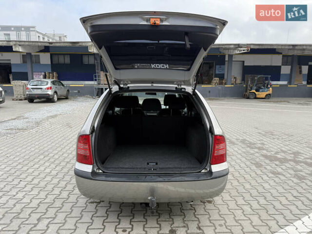 Бежевый Шкода Октавия, объемом двигателя 1.6 л и пробегом 237 тыс. км за 6750 $, фото 27 на Automoto.ua