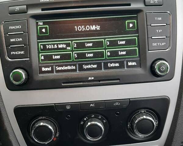 Бежевий Шкода Октавія, об'ємом двигуна 1.6 л та пробігом 163 тис. км за 7450 $, фото 52 на Automoto.ua